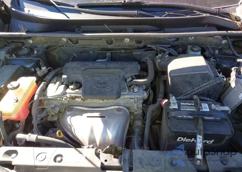 2018 Toyota Rav4 Adventure/Xle z USA, uszkodzony, nr VIN JTMRFREV7JJ734886